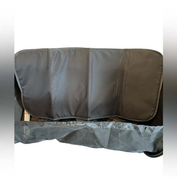 LEQUEEN Baby Diaper Bag Waterproof  Backpack Portable Crib Changing Station EUC. - Picture 14 of 15